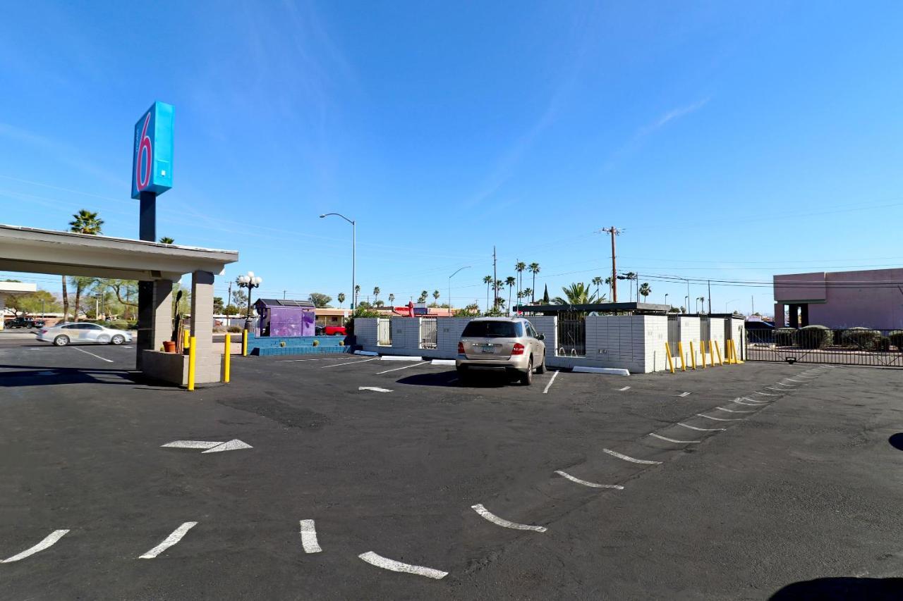 Motel 6 Tucson, Az - East Williams Center Exteriör bild
